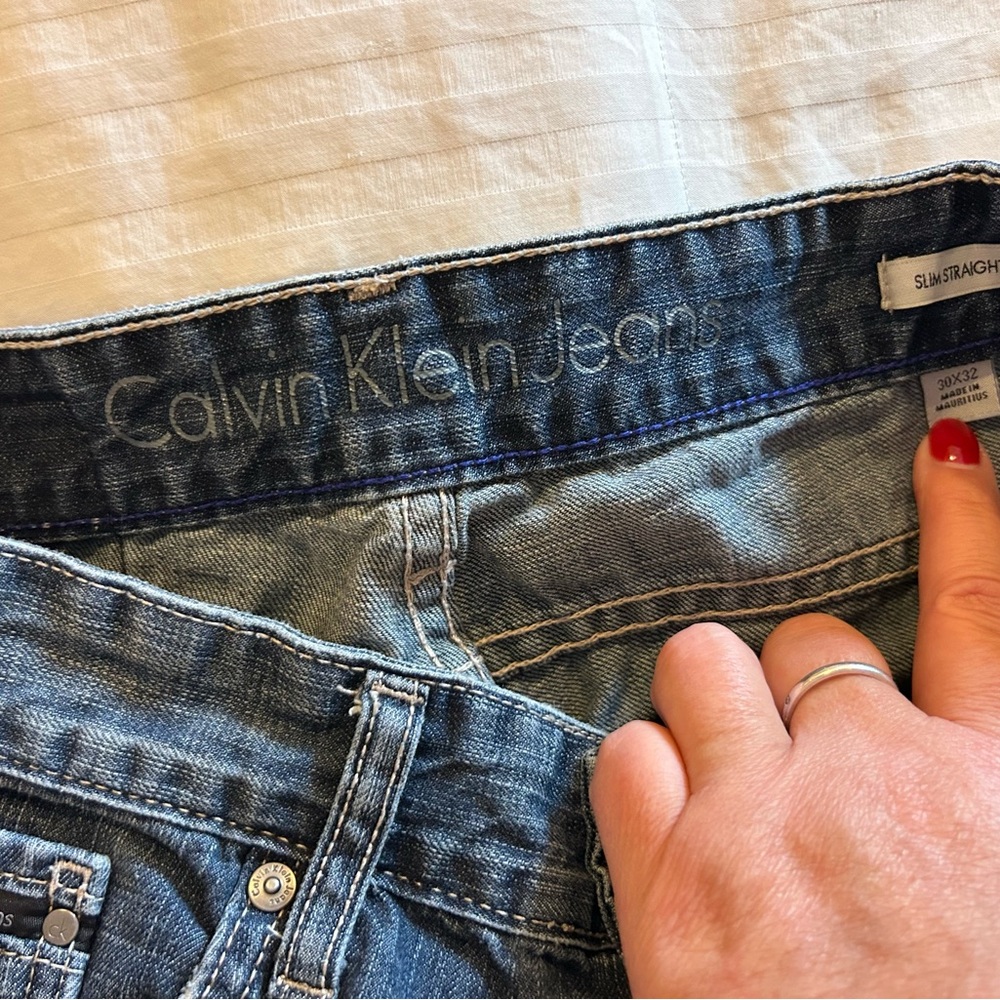 Calvin Klein Jeans Men 30x32 Blue Slim Straight‎ Whiskered Dark Wash Denim Pants - Picture 4 of 4